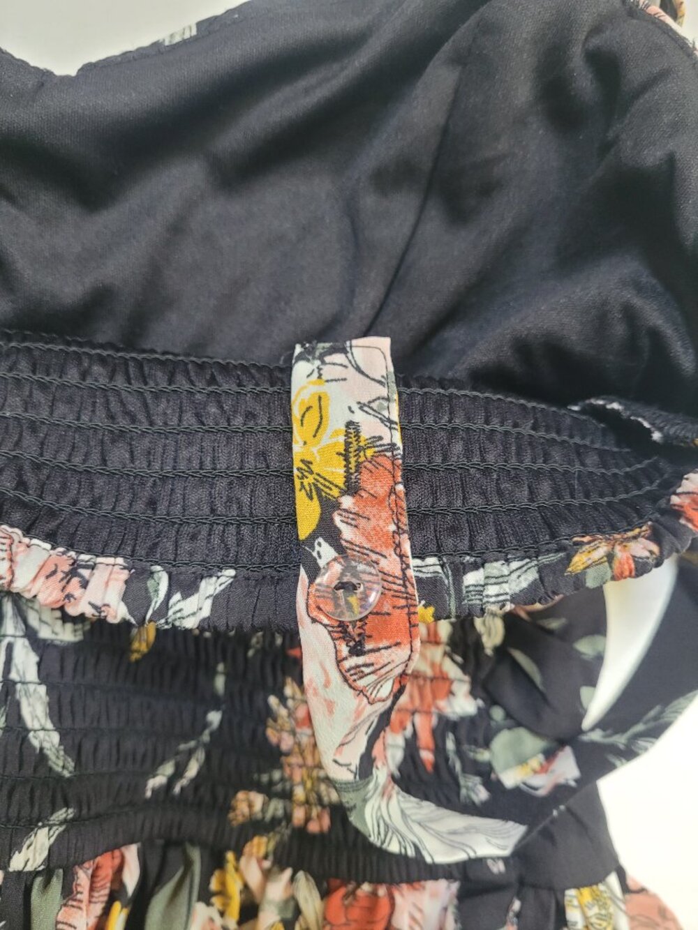 BOG Collective Black Floral Smocked Ruffle Crop Top Tank Small Boho - Picture 8 of 9